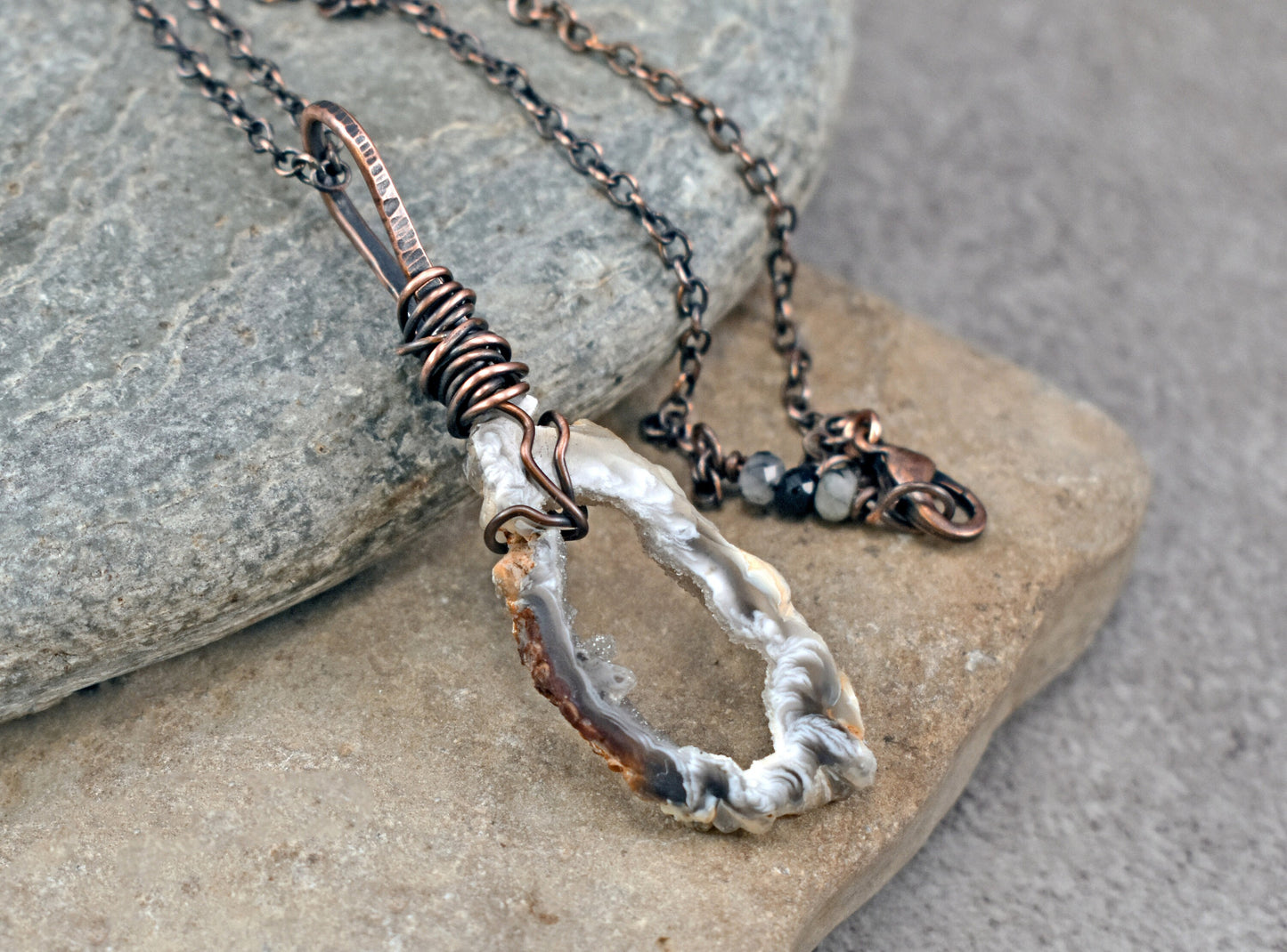 Oco Agate Druzy Necklace, Natural Crystal Black and White Stone Pendant, Copper Wire Gemstone Jewelry Handmade